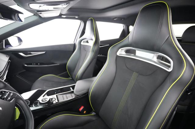 2024 Kia EV6 — photo 3 of 27