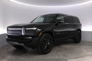 2025 Rivian R1S