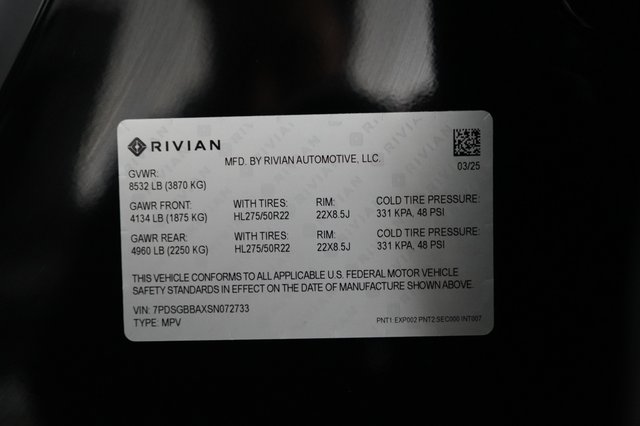 2025 Rivian R1S — photo 24 of 24