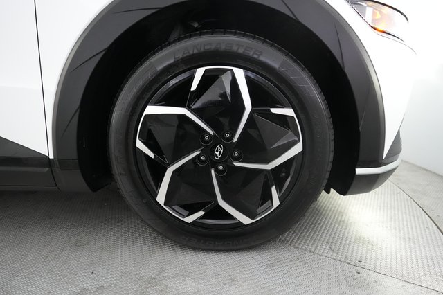 2024 Hyundai IONIQ 5 — photo 16 of 21
