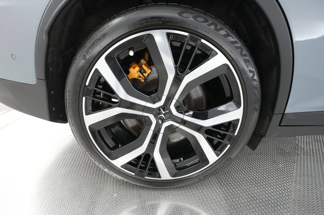 2021 Polestar 2 — photo 16 of 29