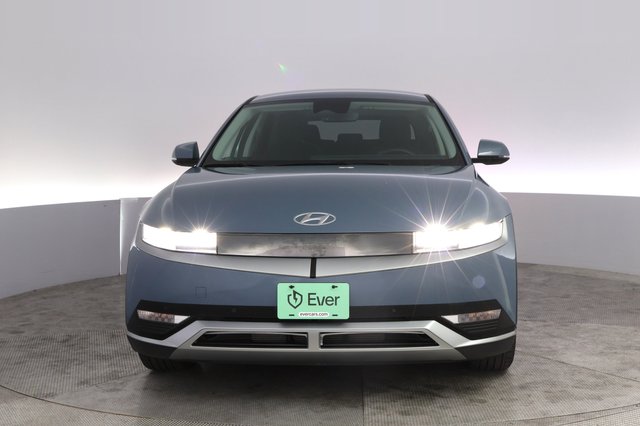2024 Hyundai IONIQ 5 — photo 9 of 21
