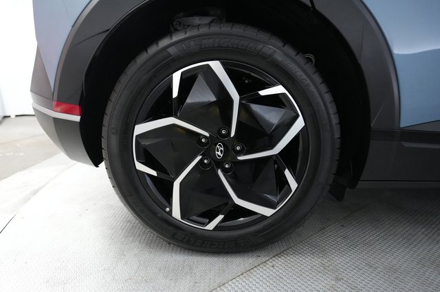 2024 Hyundai IONIQ 5 — photo 17 of 21