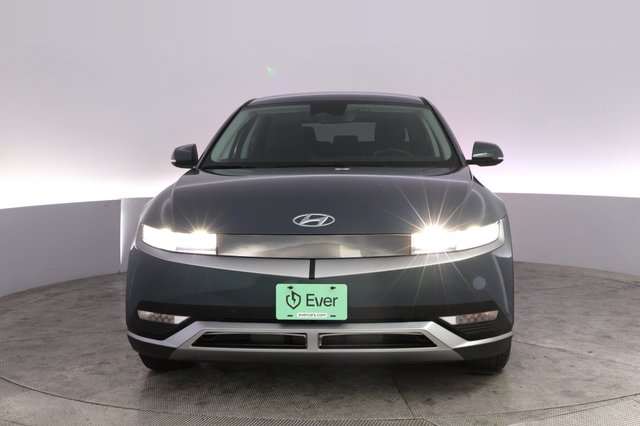 2024 Hyundai IONIQ 5 — photo 9 of 22