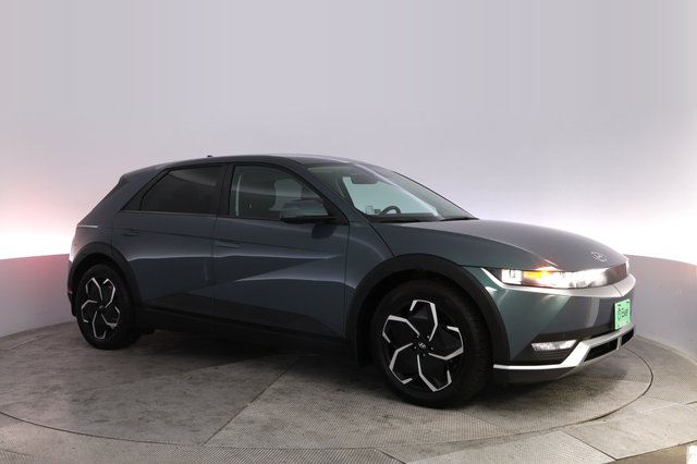 2024 Hyundai IONIQ 5 — photo 11 of 22