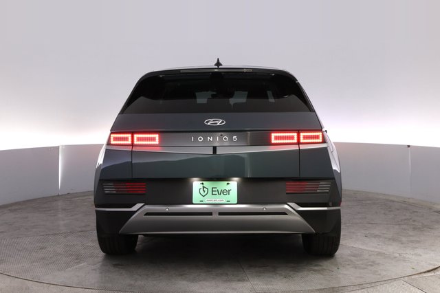 2024 Hyundai IONIQ 5 — photo 12 of 22