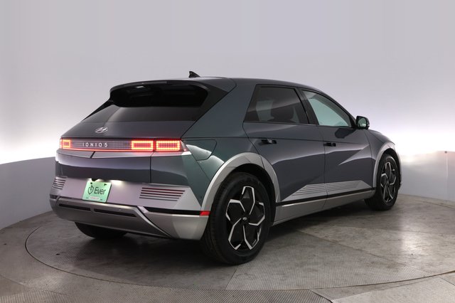 2024 Hyundai IONIQ 5 — photo 2 of 26