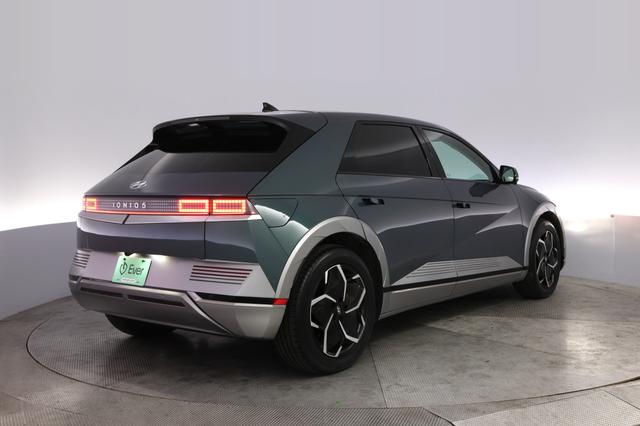 2024 Hyundai IONIQ 5 — photo 2 of 22
