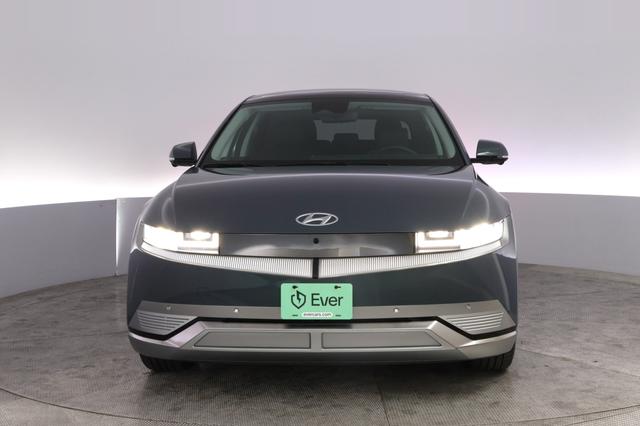 2024 Hyundai IONIQ 5 — photo 9 of 22