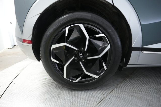 2024 Hyundai IONIQ 5 — photo 17 of 22