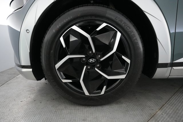 2024 Hyundai IONIQ 5 — photo 15 of 22