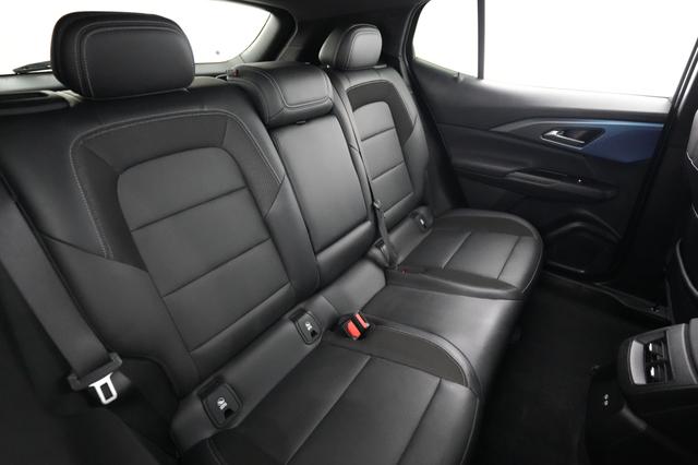 2024 Chevrolet Equinox EV — photo 4 of 23