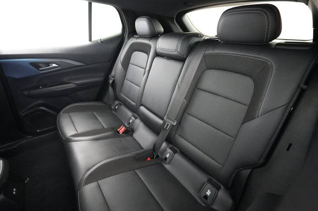 2024 Chevrolet Equinox EV — photo 19 of 23