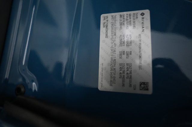 2025 Rivian R1T — photo 22 of 22