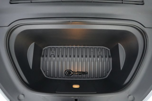 2023 Tesla Model Y — photo 20 of 21