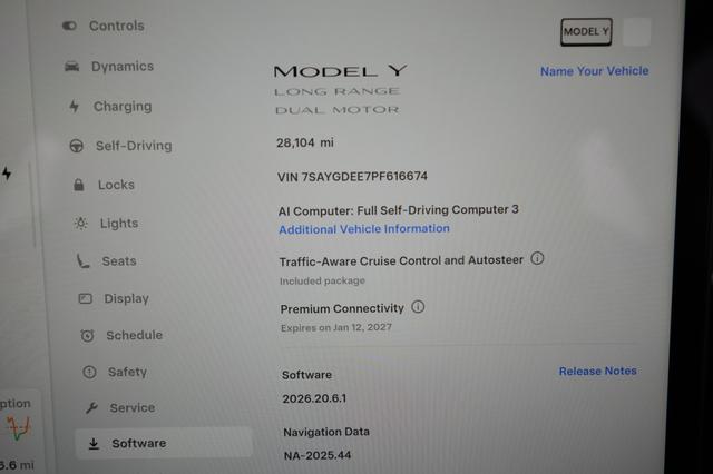 2023 Tesla Model Y — photo 5 of 21