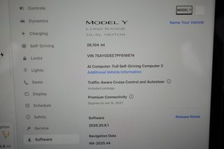 2023 Tesla Model Y — photo 5 of 21