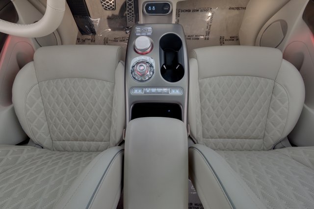 2023 Genesis GV60 — photo 22 of 24