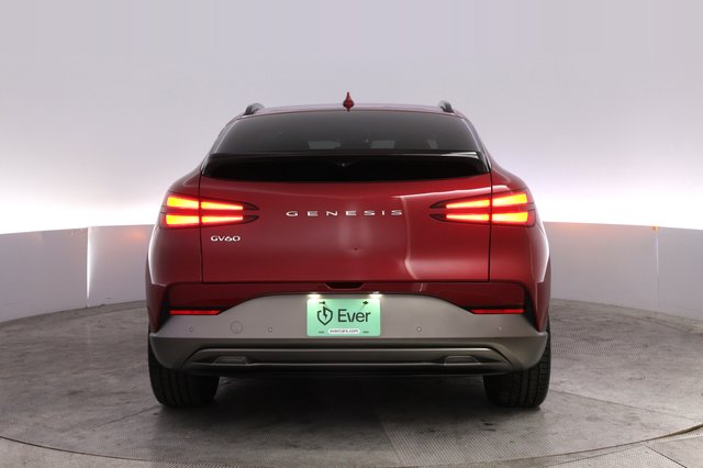 2023 Genesis GV60 — photo 12 of 24