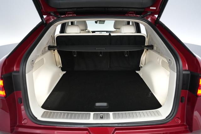 2023 Genesis GV60 — photo 6 of 24