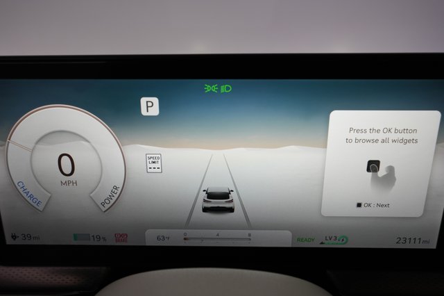 2023 Genesis GV60 — photo 5 of 24
