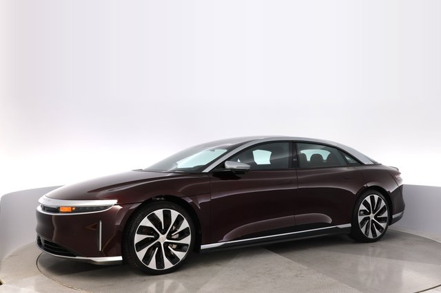 2022 Lucid Air — photo 14 of 24