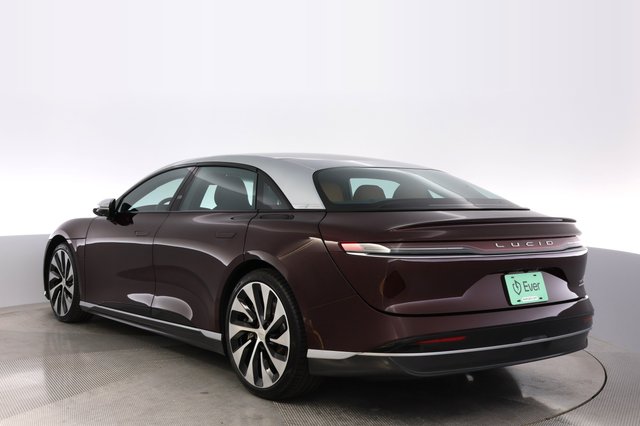 2022 Lucid Air — photo 13 of 24