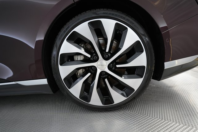 2022 Lucid Air — photo 7 of 24