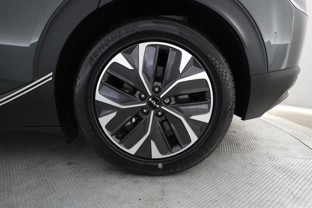 2024 Kia EV6 — photo 7 of 23