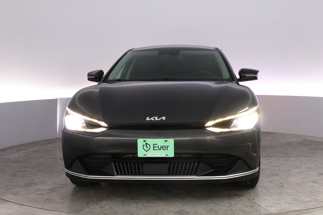 2024 Kia EV6 — photo 9 of 23