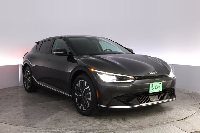 2024 Kia EV6 — photo 10 of 23