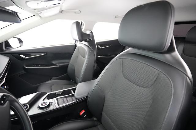 2024 Kia EV6 — photo 3 of 23