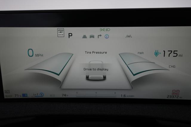 2024 Kia EV6 — photo 5 of 23