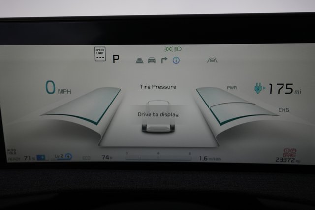 2024 Kia EV6 — photo 5 of 23