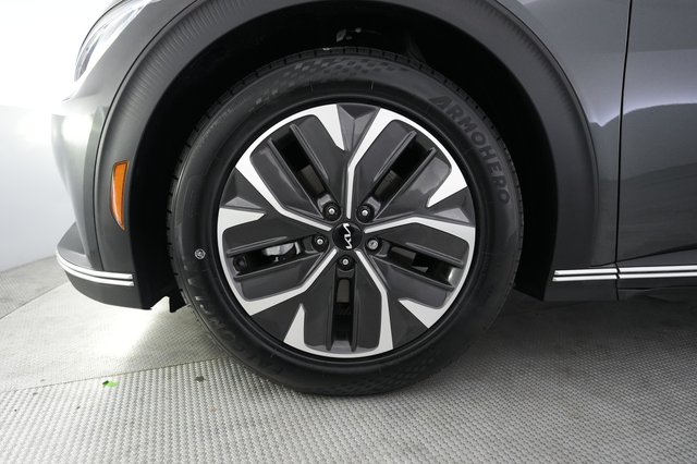 2024 Kia EV6 — photo 15 of 23