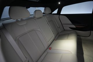 2022 Lucid Air — photo 4 of 27