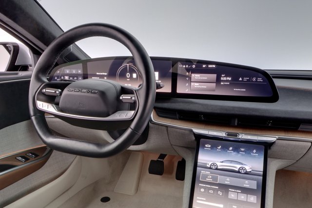 2022 Lucid Air — photo 19 of 22