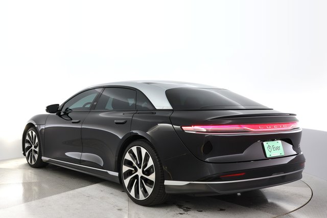 2022 Lucid Air — photo 11 of 22