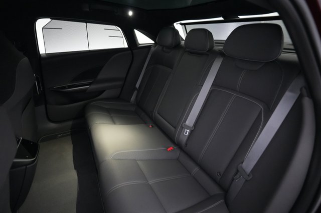 2022 Lucid Air — photo 17 of 19