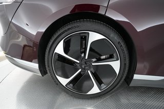 2022 Lucid Air — photo 7 of 19
