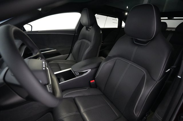 2022 Lucid Air — photo 3 of 19