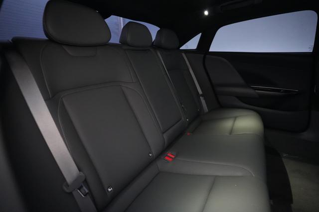 2023 Lucid Air — photo 4 of 21
