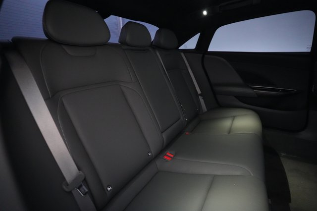 2023 Lucid Air — photo 4 of 21