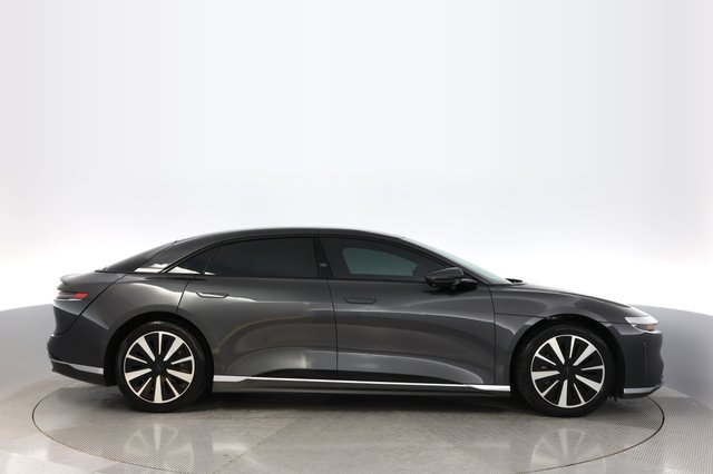 2023 Lucid Air — photo 10 of 21