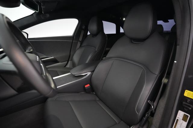2023 Lucid Air — photo 3 of 21