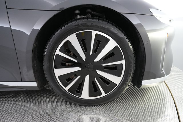 2023 Lucid Air — photo 14 of 21
