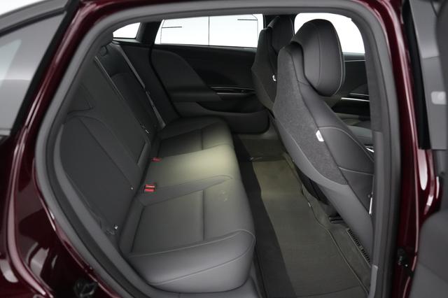 2024 Lucid Air — photo 4 of 22