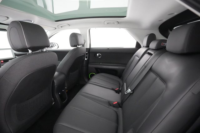 2024 Hyundai IONIQ 5 — photo 17 of 25