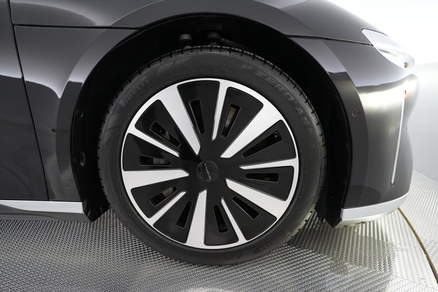 2023 Lucid Air — photo 13 of 22
