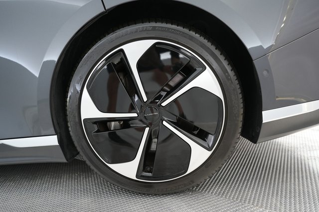 2023 Lucid Air — photo 17 of 24